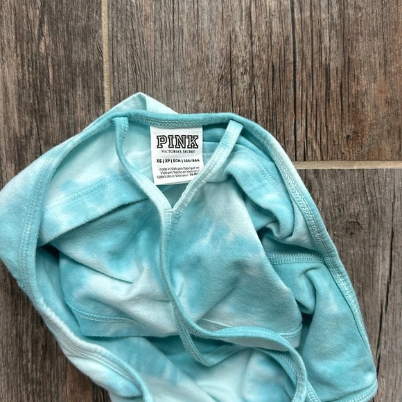 Victoria’s Secret Pink Tank Bra - Picture 6 of 6